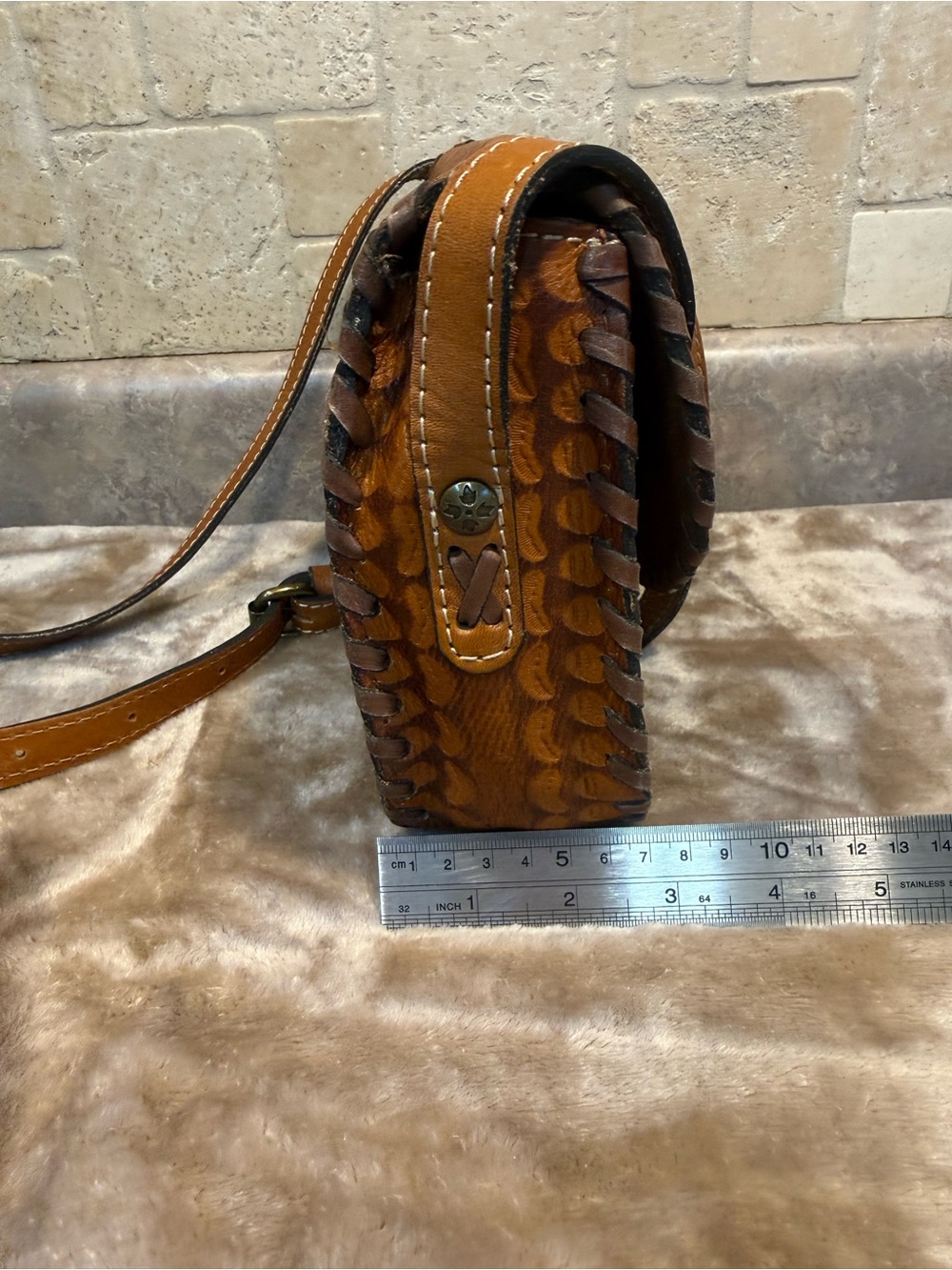 Patricia Nash Hand-Tooled Tan & Brown Leather Crossbody - Picture 4 of 6